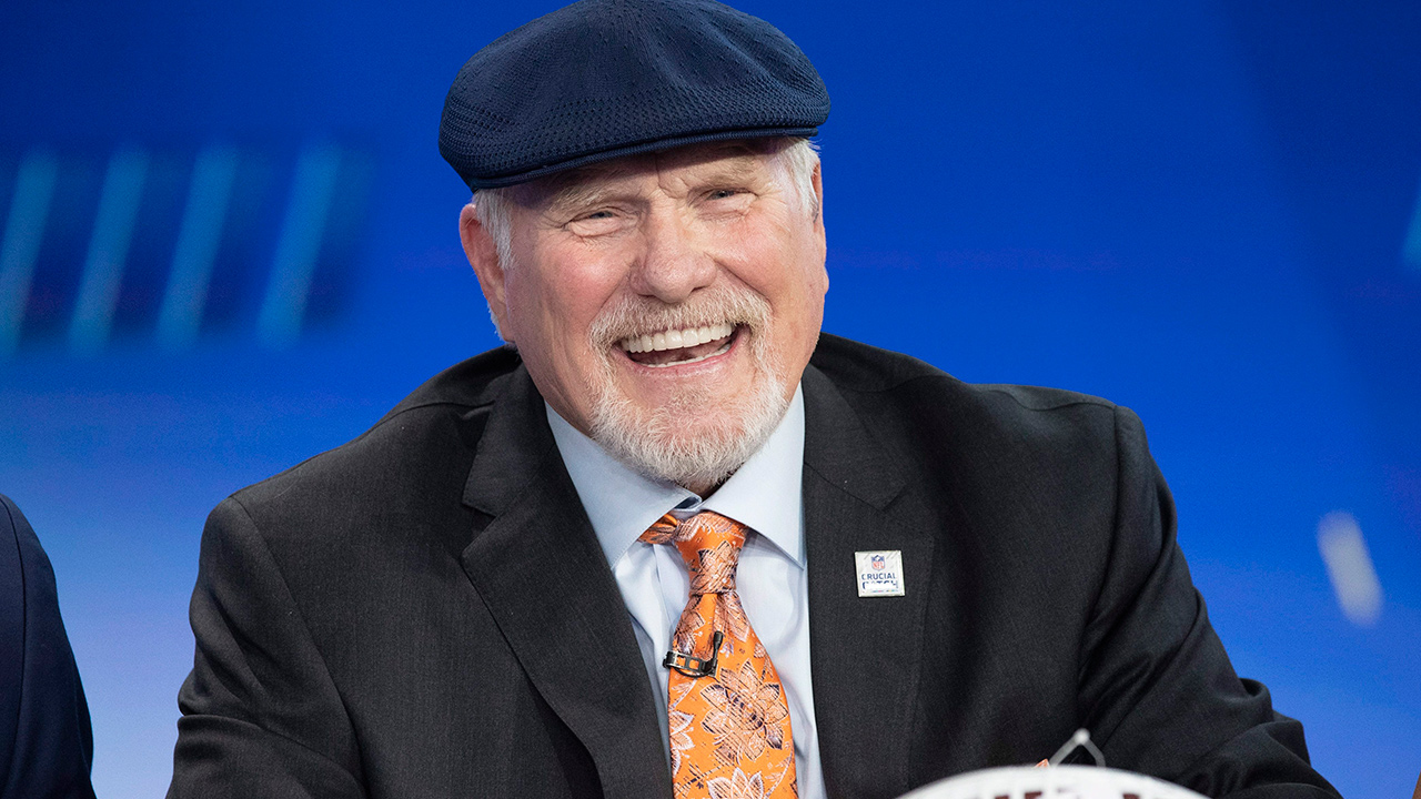 Tiger Woods Finally Reveals His $50 Million Island Mansion, See Inside_2