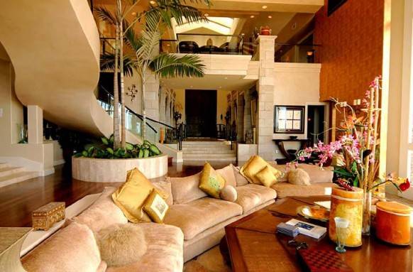Tiger Woods Finally Reveals His $50 Million Island Mansion, See Inside_8